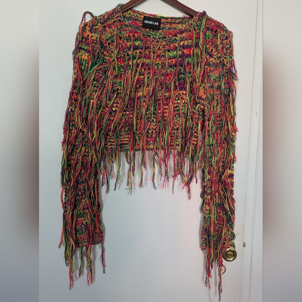 Multicolor Fringe Cropped Knit 🧶